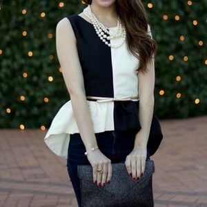 NWT Camilyn Beth Bette Top